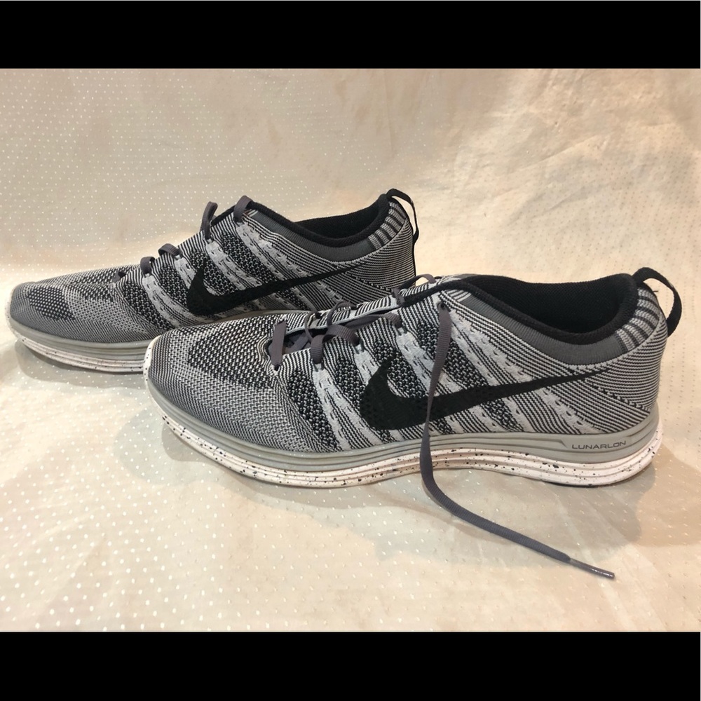 Nike Flyknit Ones, Wolf Gray - Mens size 10.5